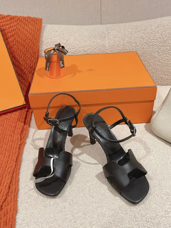 Hermes Shoe 